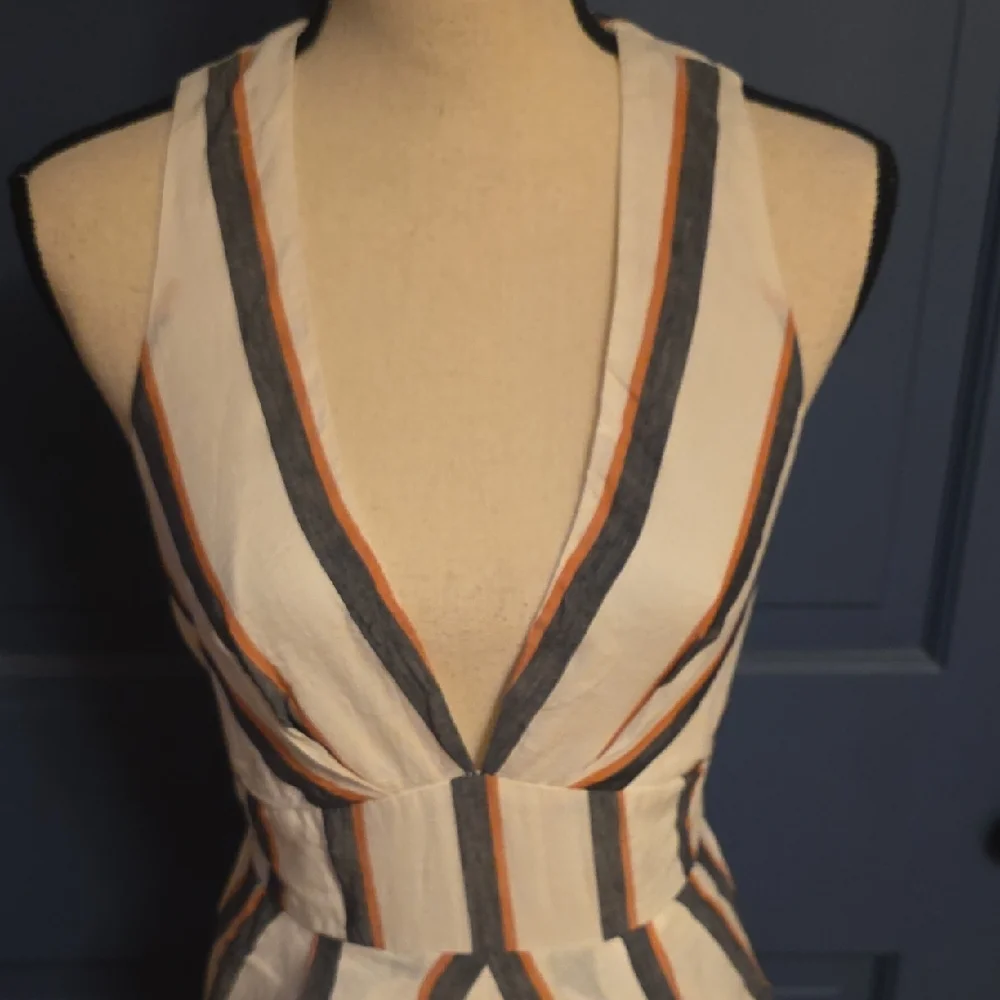 L'ATISTE White Maxi Dress Gray Pink Stripe Deep Plunge Halter Neck Pockets Small - Picture 7 of 8